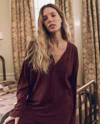 The Slouch Sleep Henley in Maroon