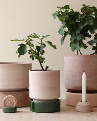 Bergs Potter Hoff Raw Candleholder in Rosa