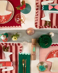 Red & Pink Stripe Ruffle Fabric Napkins S/4 by Meri Meri