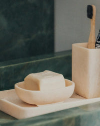 Saarde Flow Resin Soap Dish in Marshmallow
