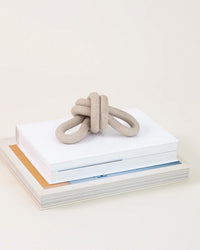 SIN Double Loop Knot in Sand