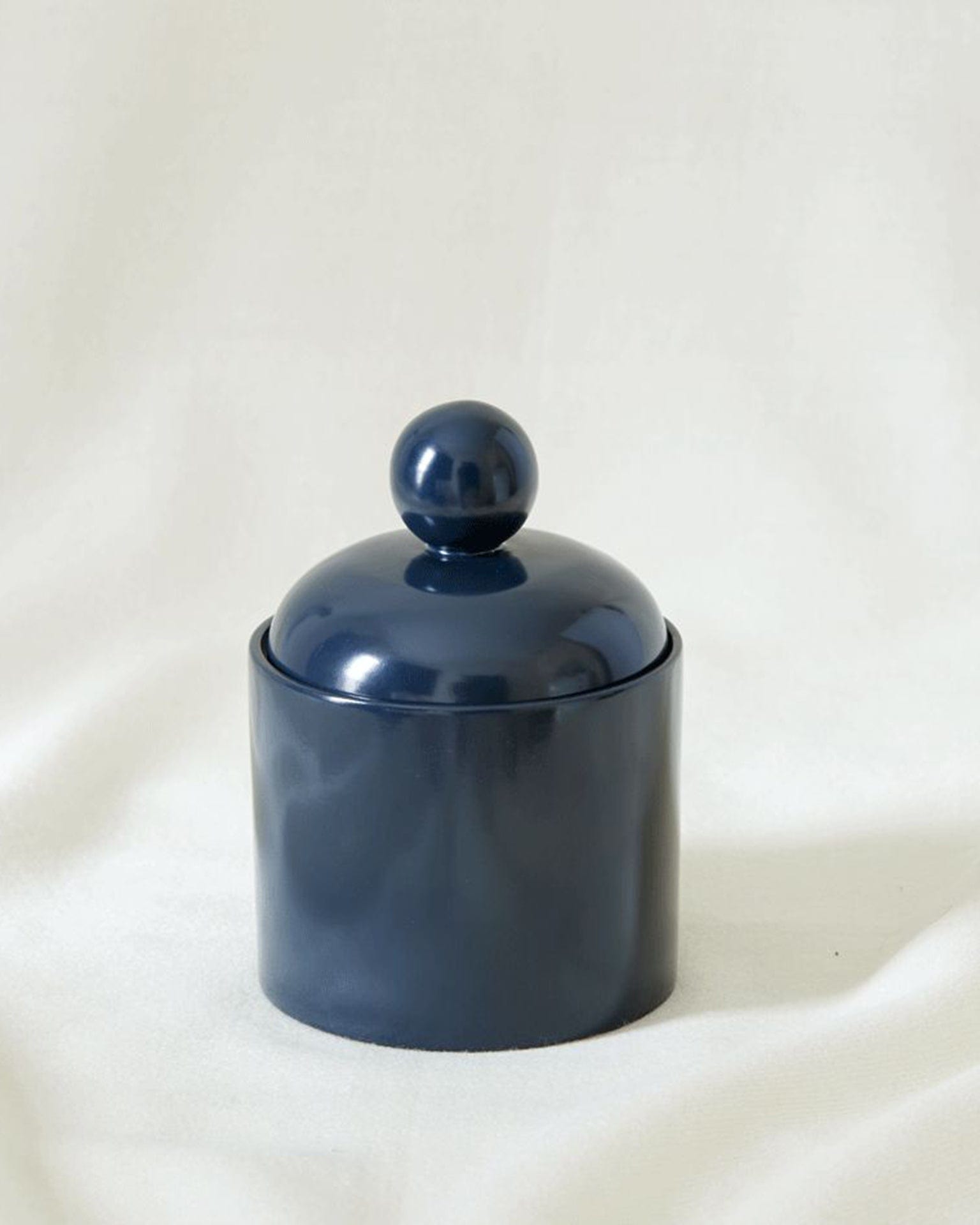TOB Aero Bauhaus Dresser Canister in Bleu Marin Baske TOB Aero Bauhaus Dresser Canister in Bleu Marin Baske