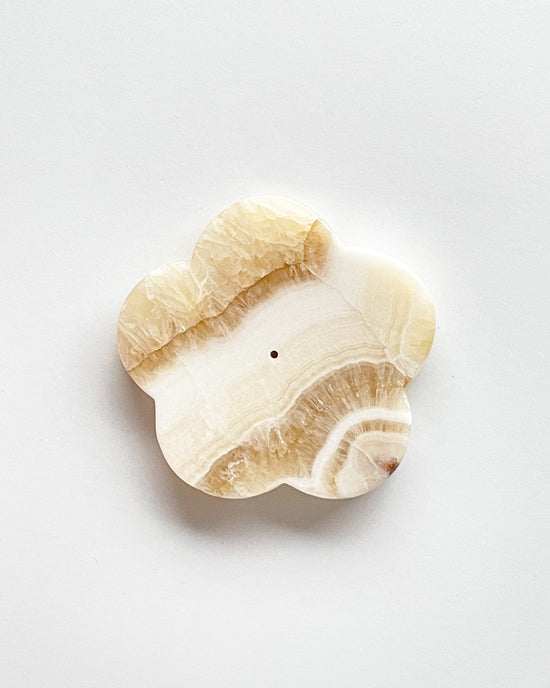 BOTANICA Fower Incense Burner in Creamy Onyx 