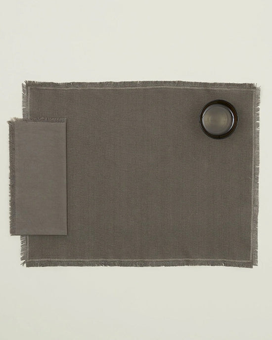 Hawkins New York Essential Dinner Napkins in Dark Grey - Set of 4 