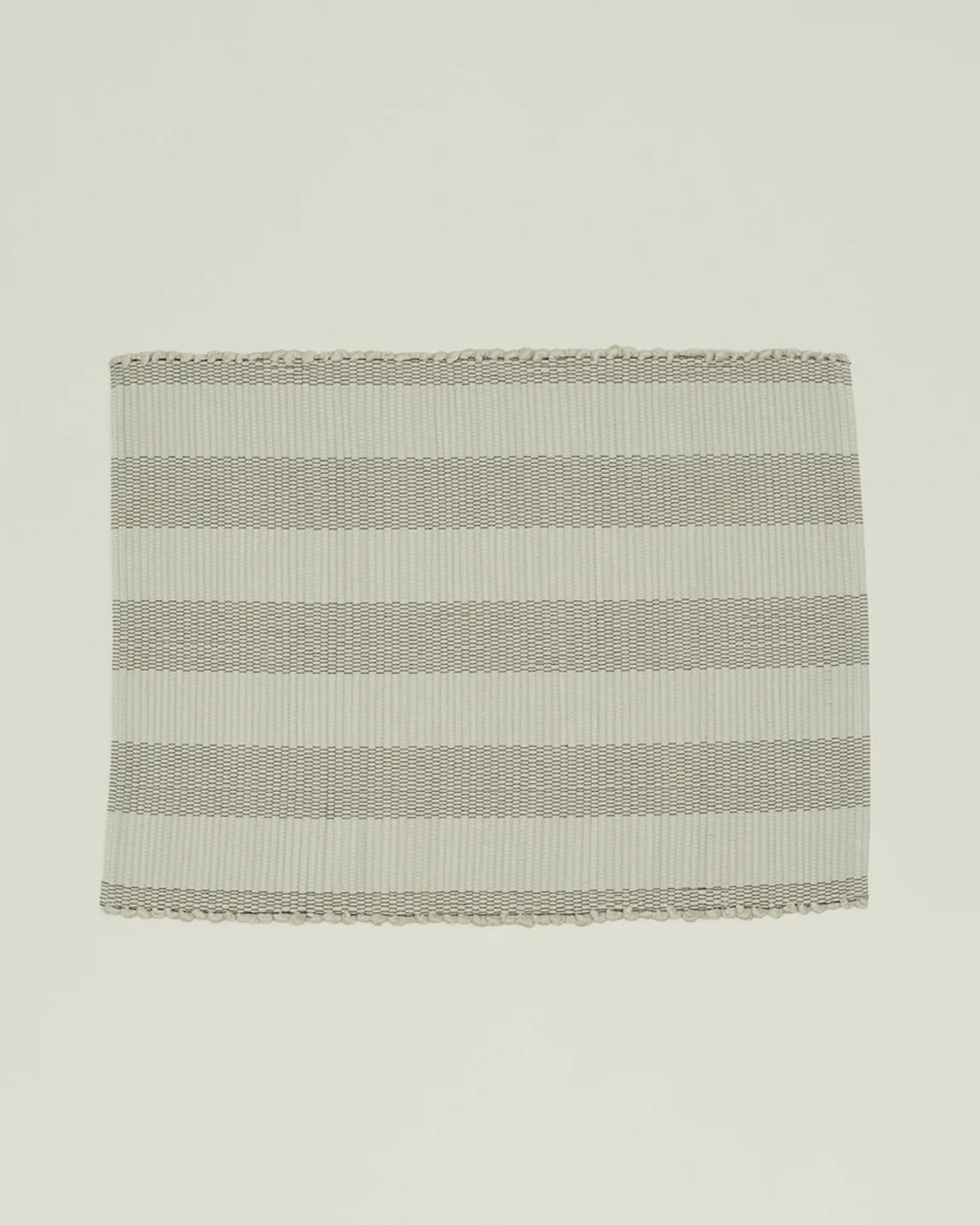 Essential Floor Mat in Light Grey