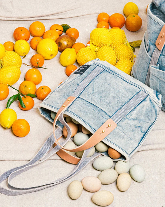 IMMODEST COTTON Lunch Tote in Acid Wash 