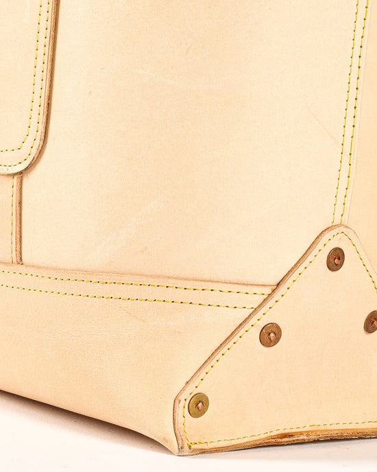 IMMODEST COTTON Leather Bucket Tote in Undyed 