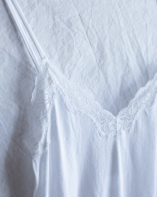 Only Hearts Org Cttn w/ Lace Trim Chemise in White