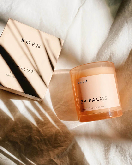 ROEN 29 Palms Candle 