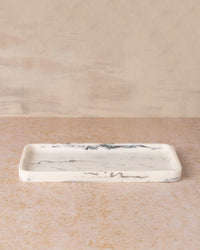 Saarde Home Flow Resin Tray/Cady in Merle