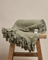Saarde Home Vintage Wash Blanket in Olive