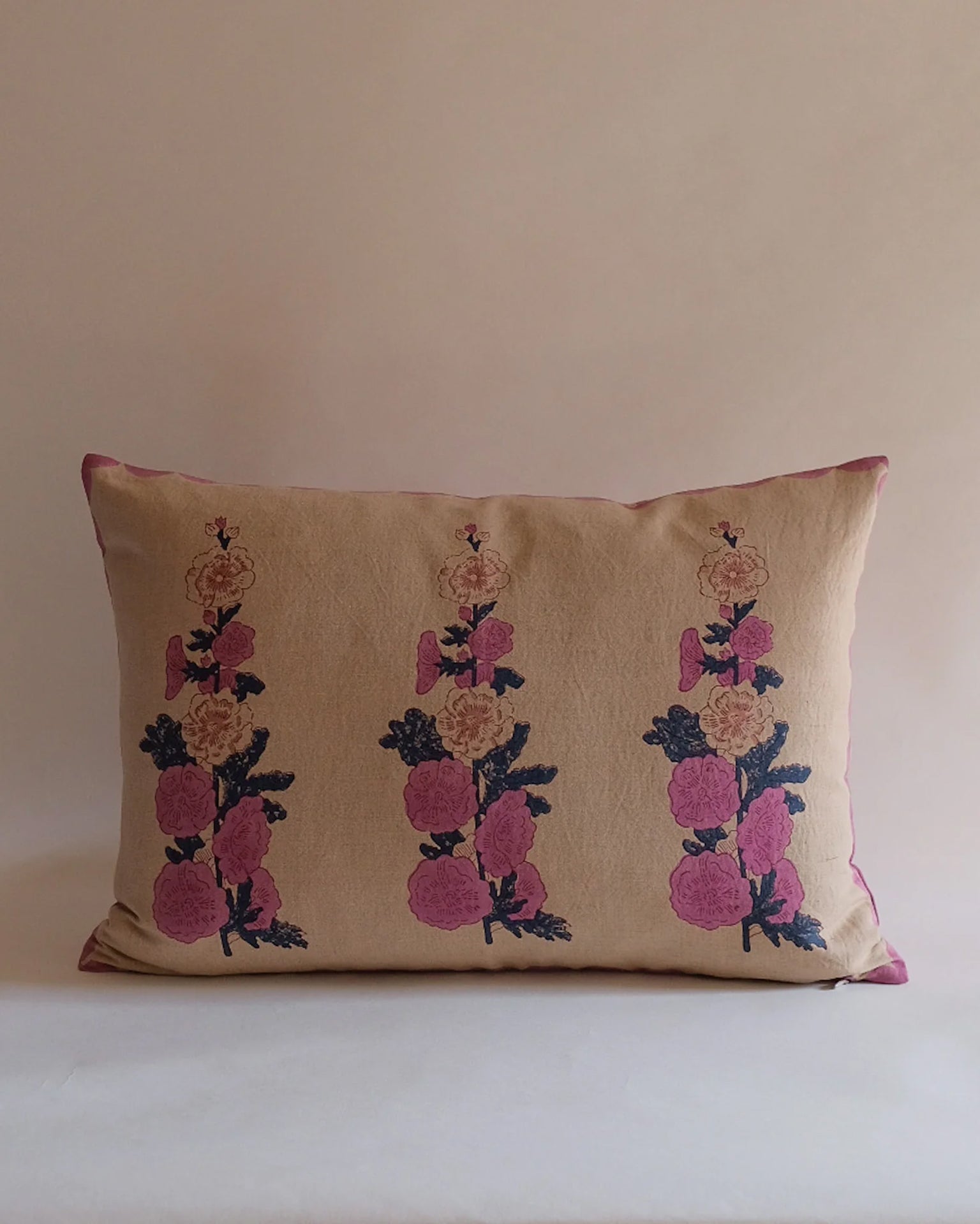 Zeenat Linen Pillow - 14 x 20