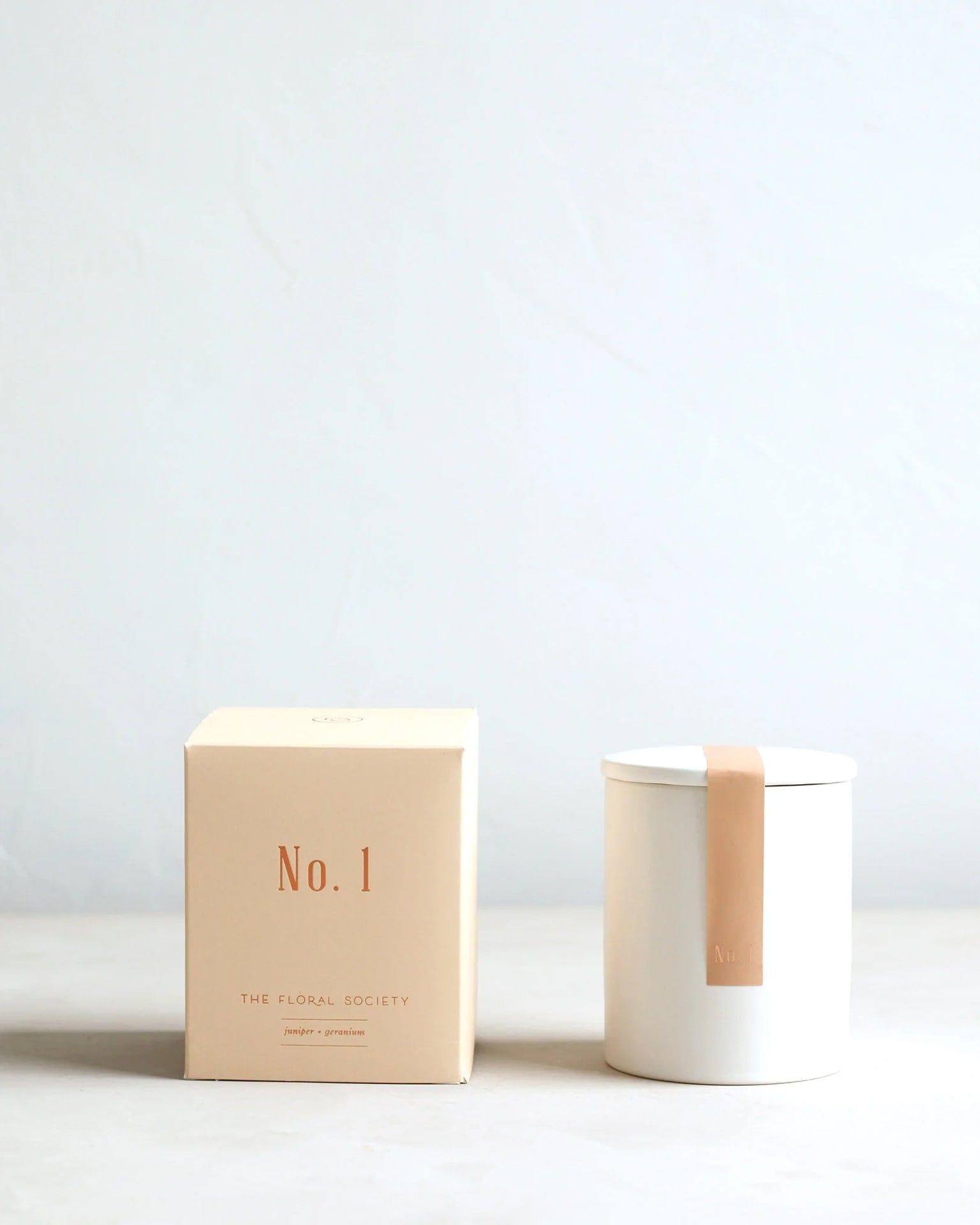 No 1 Fragrant Candle in Juniper & Geranium