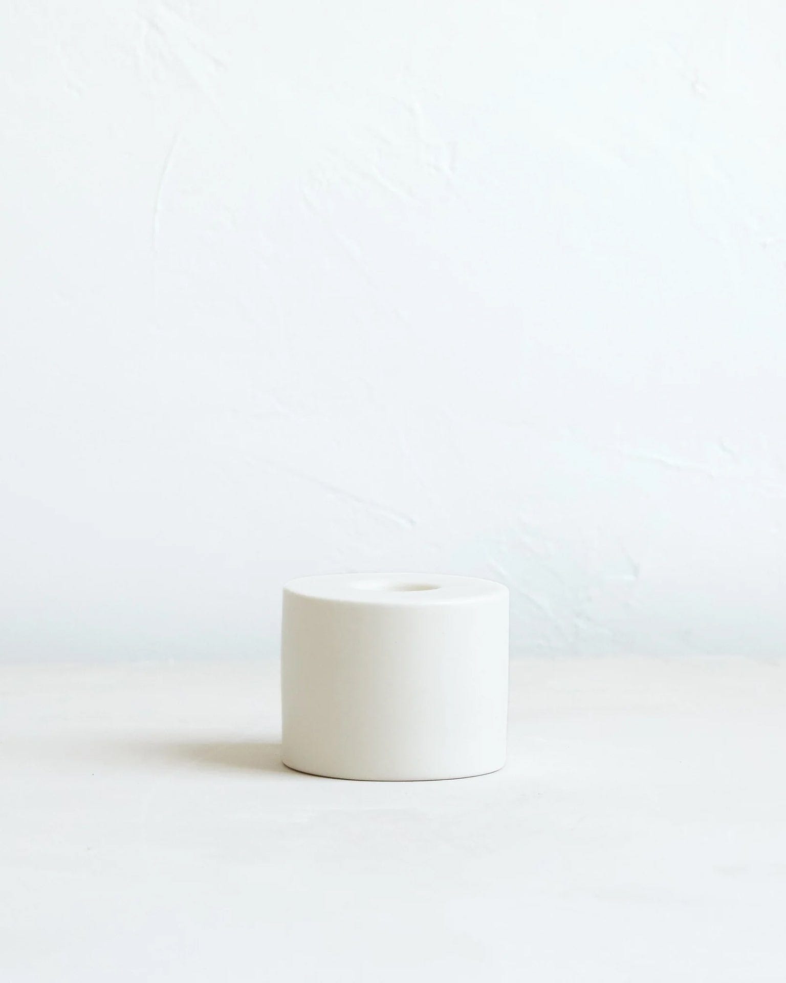 Cylinder Petite Ceramic Taper Holder in Matte White