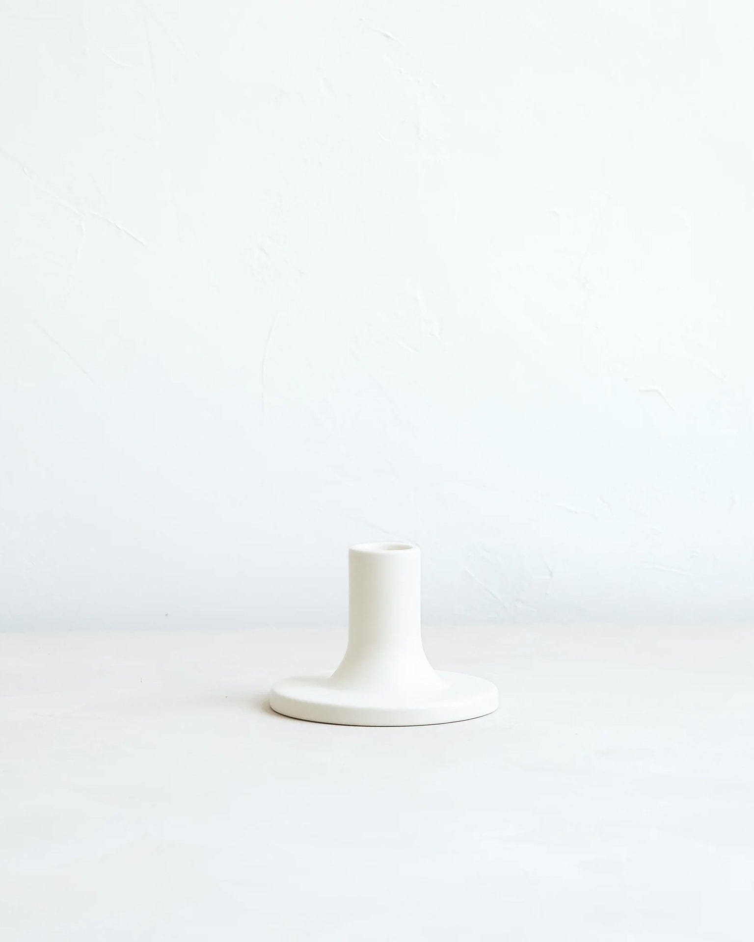 Medium Ceramic Taper Holder in Matte White